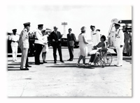 Khormaksar Airport, Aden. The CinC and Lady Prue Le Fanu say goodbye to Sir
Richard and Lady Turnbull