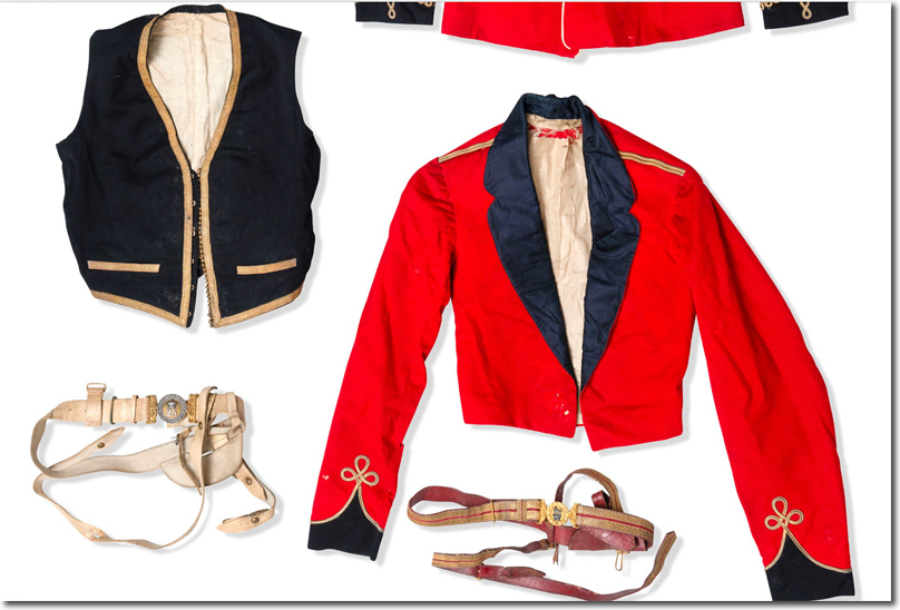 Officer’s Mess Kit & Belts c1875